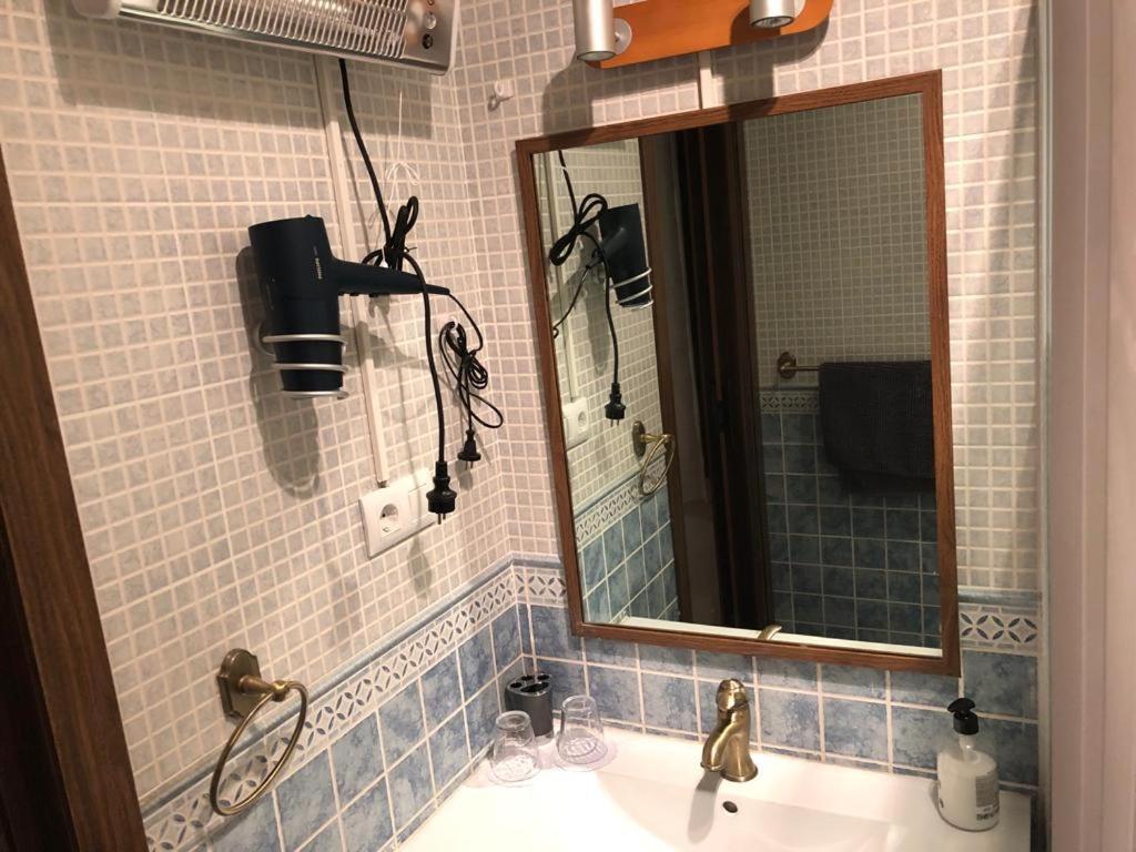 Bonito Y Tranquilo Estudio, Con Techos Abuhardillados Y Magnificas Vistas Al Rio Tajo Apartamento Toledo